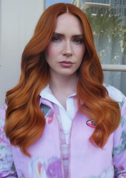 Karen Gillan photo