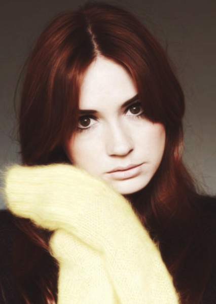 Karen Gillan photo