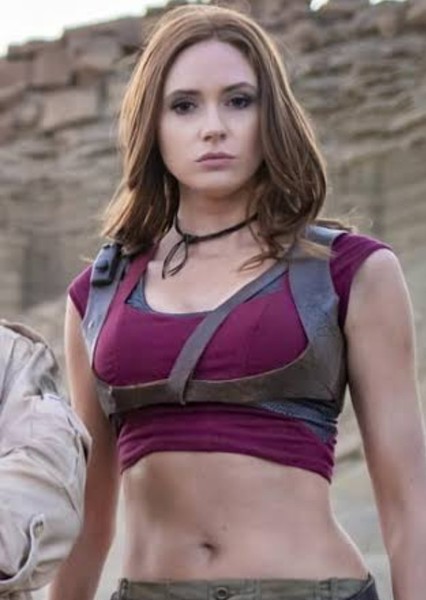 Karen Gillan photo