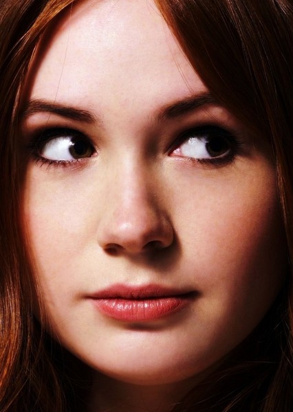 Karen Gillan photo