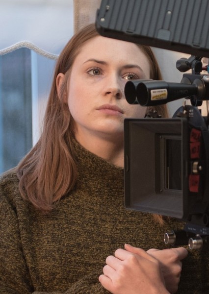 Karen Gillan photo