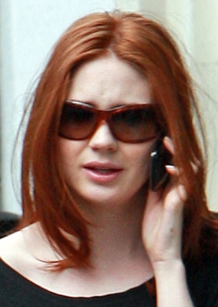 Karen Gillan photo