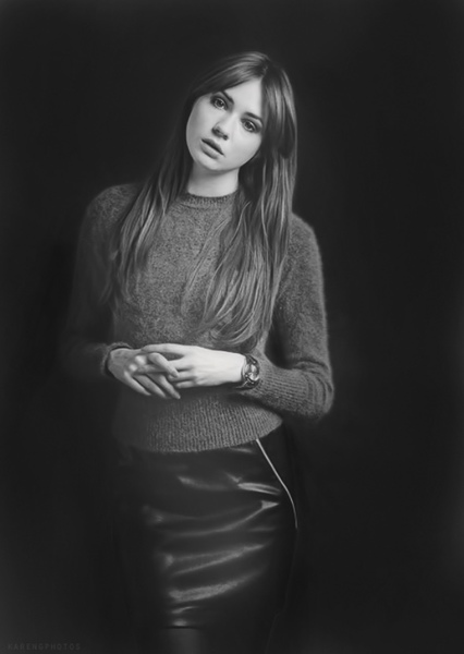 Karen Gillan photo