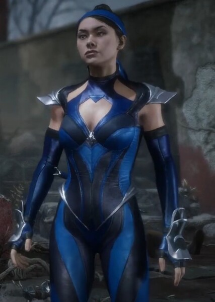 Kari Wahlgren photo