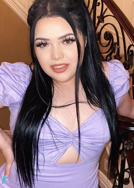Karina Garcia photo