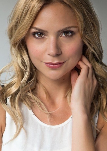 Karissa Lee Staples photo