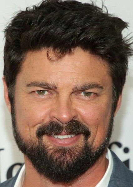 Karl Urban photo