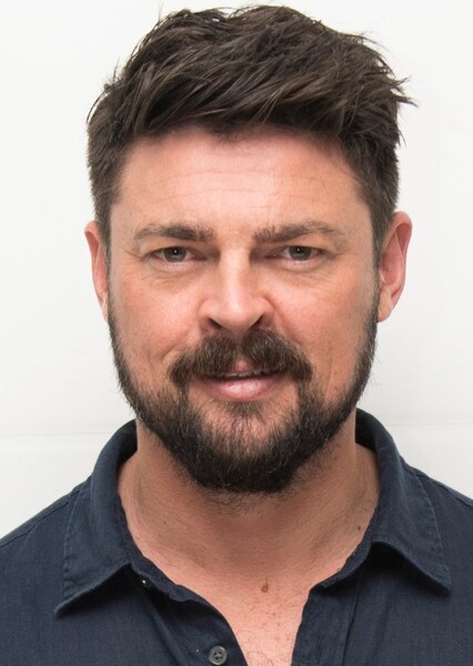 Karl Urban photo