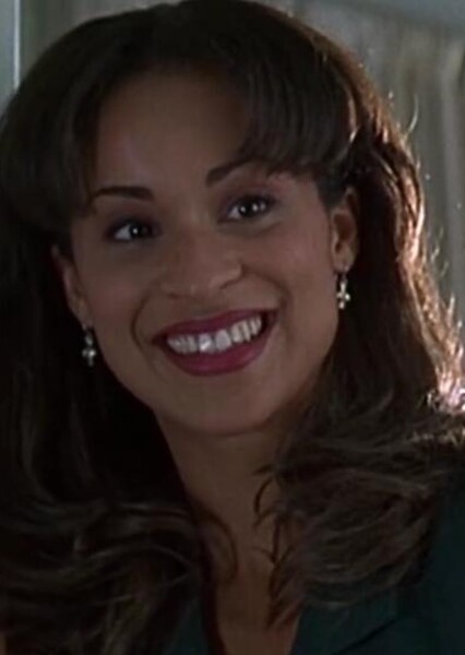 Karyn Parsons photo