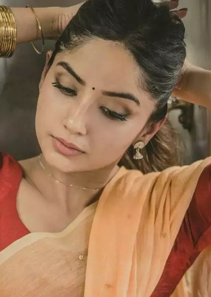 Kashmira Pardeshi photo