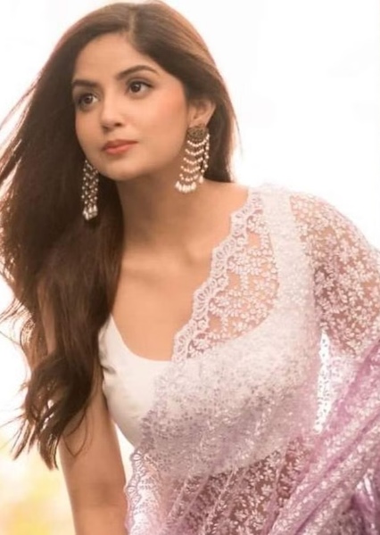Kashmira Pardeshi photo
