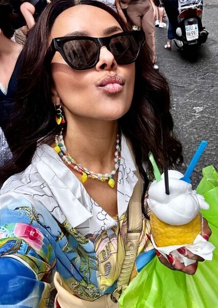 Kat Graham photo