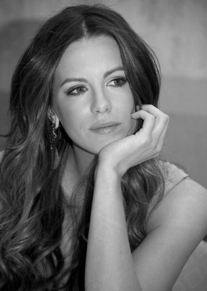 Kate Beckinsale photo