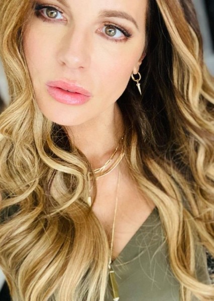 Kate Beckinsale photo