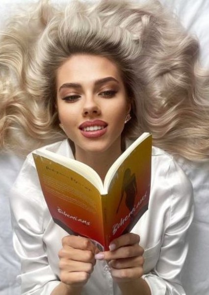 Kate Shumskaya photo