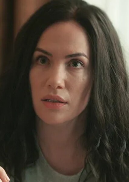 Kate Siegel photo