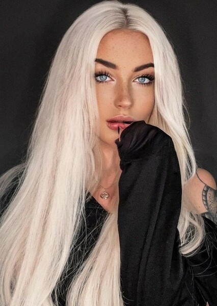 Kate Süsz photo