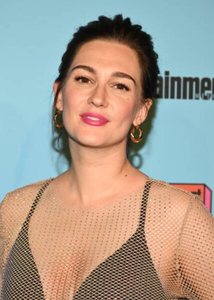 Katherine Barrell photo