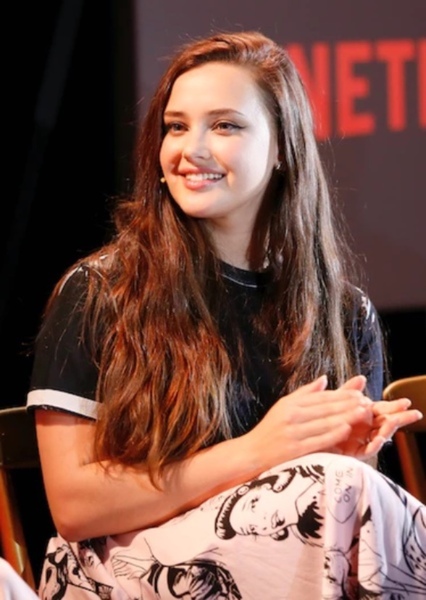 Katherine Langford photo