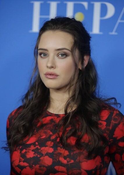 Katherine Langford photo