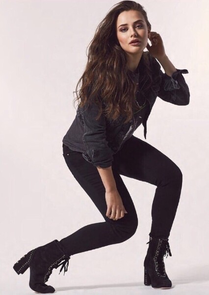 Katherine Langford photo