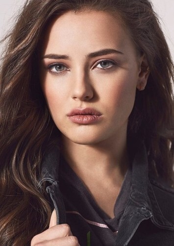 Katherine Langford photo