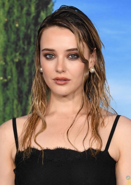 Katherine Langford photo