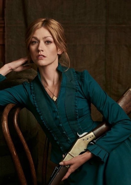 Katherine McNamara photo