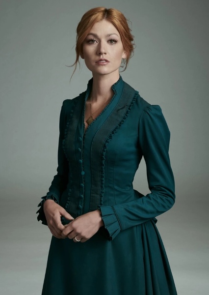 Katherine McNamara photo