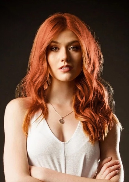 Katherine McNamara photo