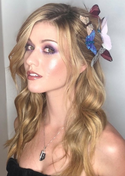 Katherine McNamara photo
