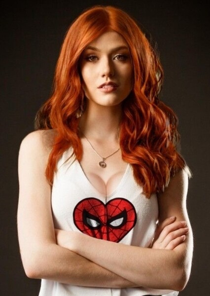 Katherine McNamara photo
