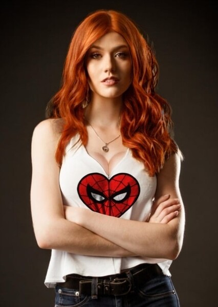 Katherine McNamara photo
