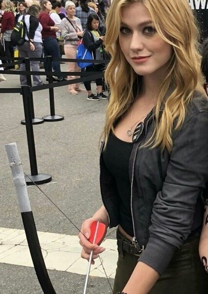Katherine McNamara photo