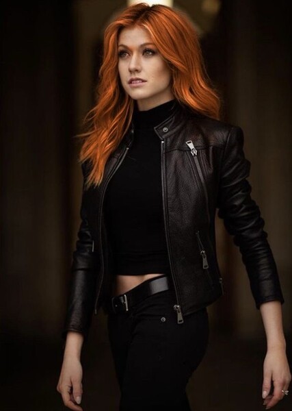 Katherine McNamara photo