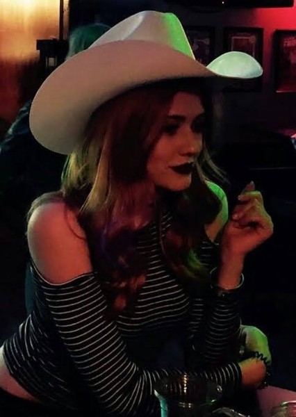 Katherine McNamara photo