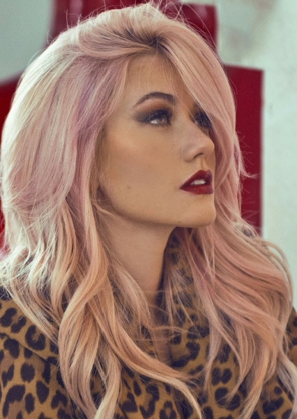 Katherine McNamara photo