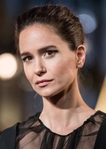 Katherine Waterston Photo on myCast - Fan Casting Your Favorite Stories
