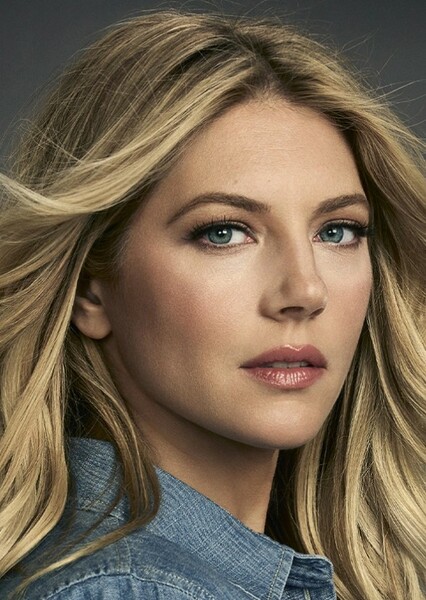 Katheryn Winnick photo