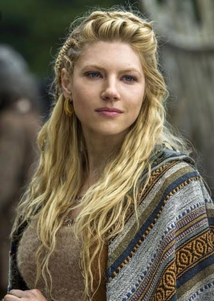 Katheryn Winnick photo