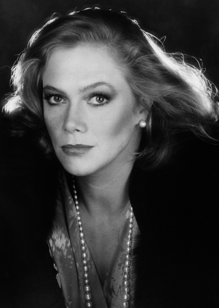 Kathleen Turner photo