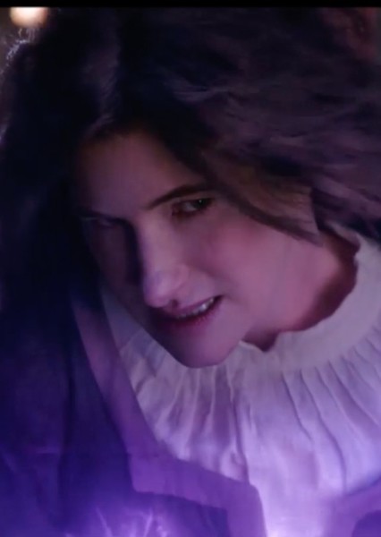 Kathryn Hahn photo