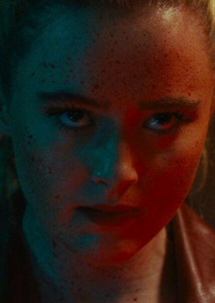 Kathryn Newton photo