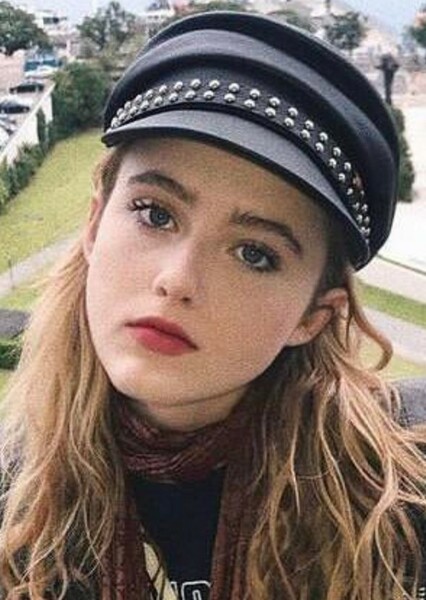 Kathryn Newton photo
