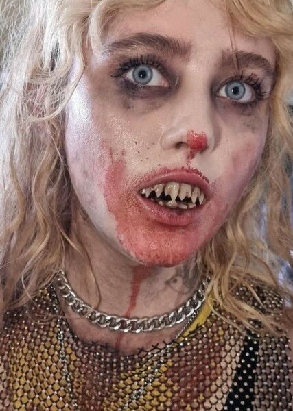 Kathryn Newton photo