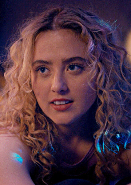 Kathryn Newton photo
