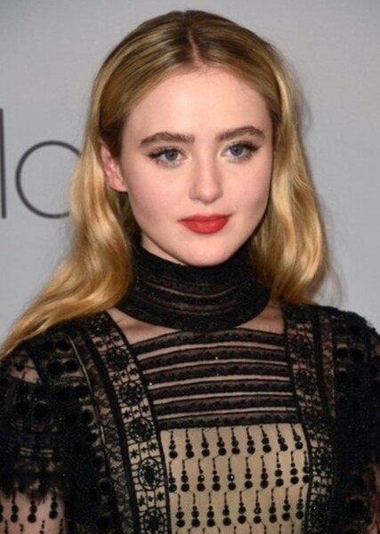 Kathryn Newton photo