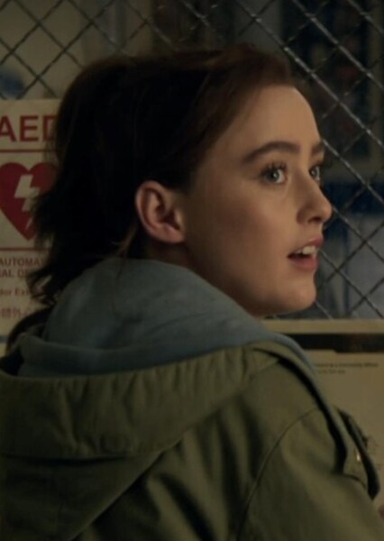 Kathryn Newton photo