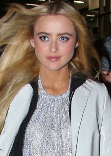 Kathryn Newton photo