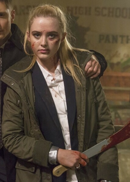 Kathryn Newton photo